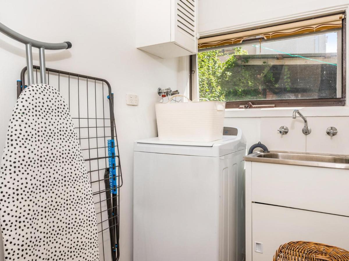 Walk To The Mcg & Aami Park - Free Late Checkout - Great Location & Backyard Villa เมลเบิร์น ภายนอก รูปภาพ