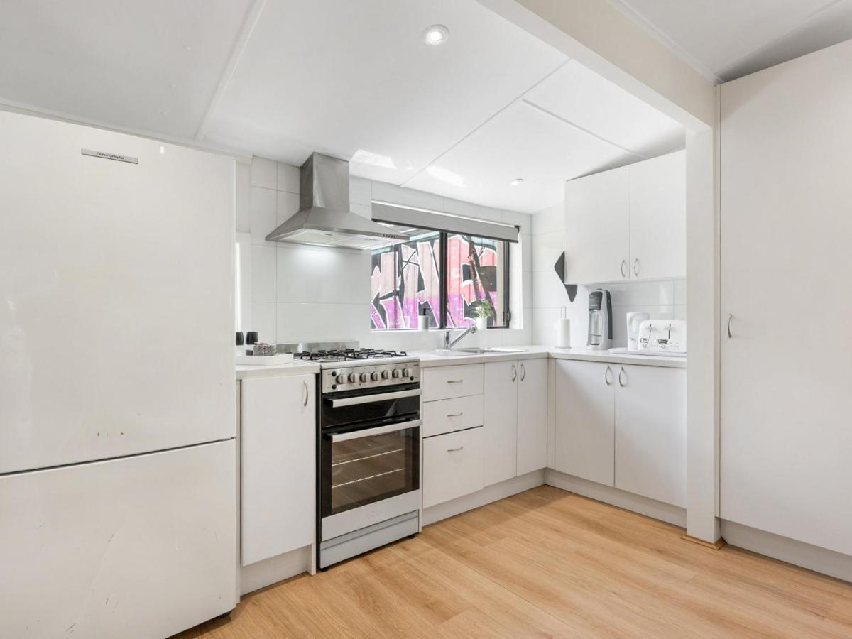 Walk To The Mcg & Aami Park - Free Late Checkout - Great Location & Backyard Villa เมลเบิร์น ภายนอก รูปภาพ