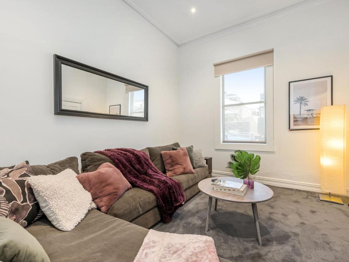 Walk To The Mcg & Aami Park - Free Late Checkout - Great Location & Backyard Villa เมลเบิร์น ภายนอก รูปภาพ